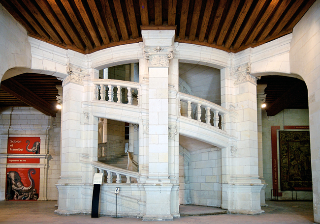 Scale Elicoidali nella Storia: tra fantasia e realtà le Scale Elicoidali che hanno fatto la storia dell’architettura nel mondo