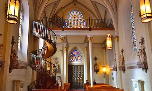 Scale Elicoidali e Misteri – scala Nostra Signora della Luce – Santa Fè Messico