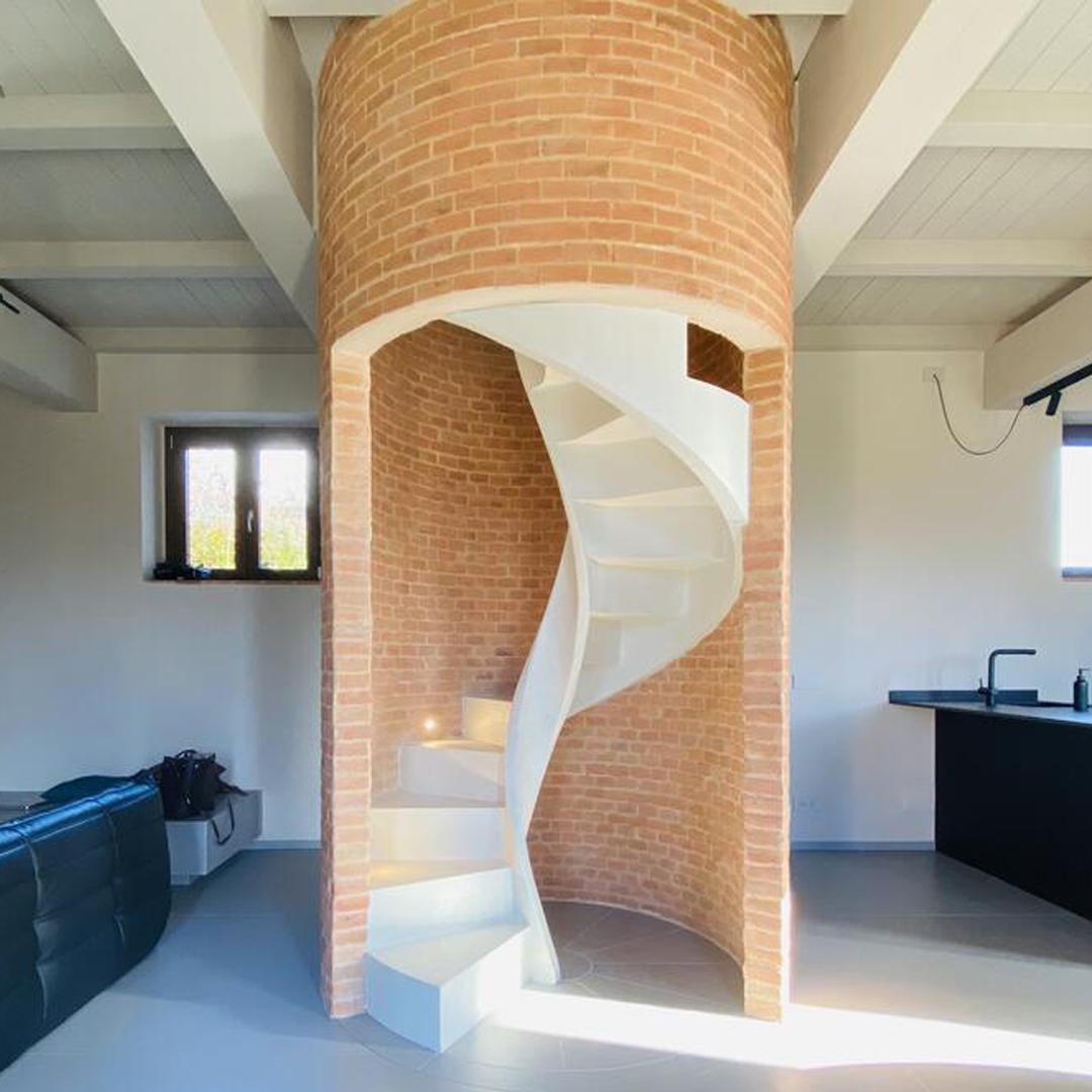 scala elicoidale in cemento